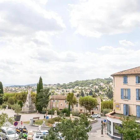 Terreau Apartment